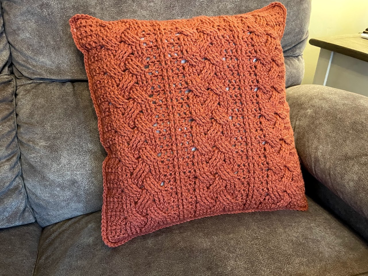 almofada de crochê